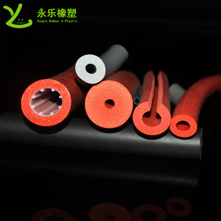 武清硅膠發(fā)泡管，耐高溫發(fā)泡硅膠管，保溫發(fā)泡硅膠管