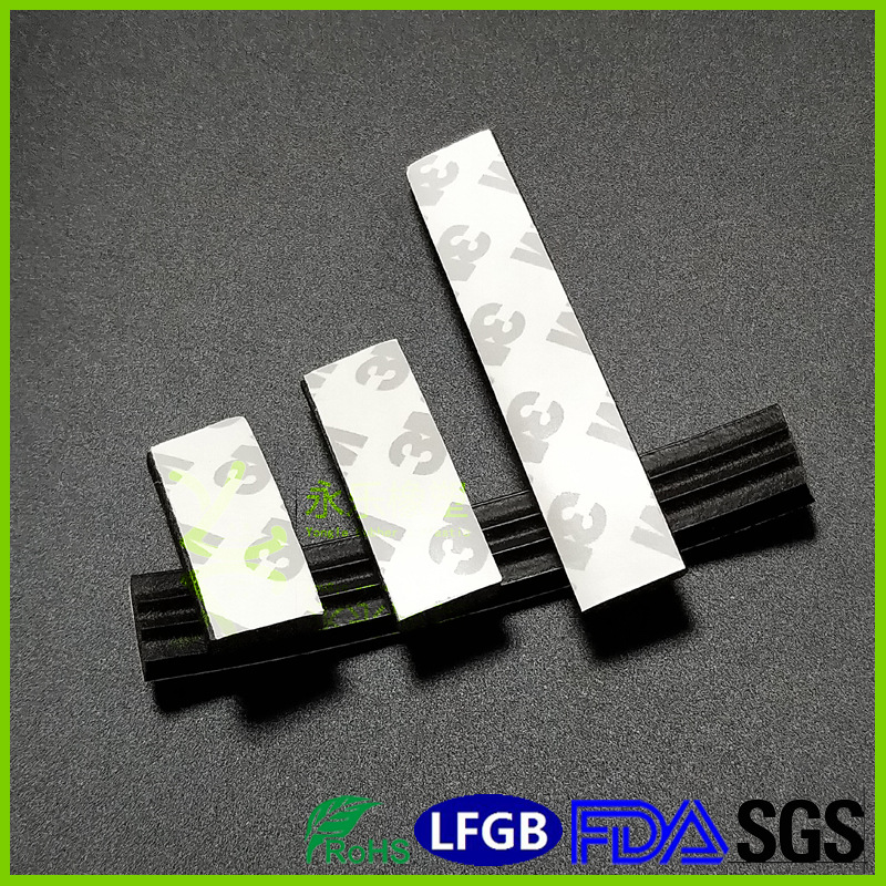 武清耐溫發(fā)泡硅膠條 背膠發(fā)泡硅膠條 高回彈發(fā)泡硅膠條