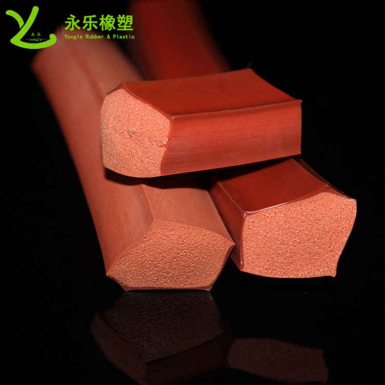 擠出復(fù)合發(fā)泡硅膠條，耐高溫復(fù)合發(fā)泡硅膠條，耐老化復(fù)合發(fā)泡硅膠條